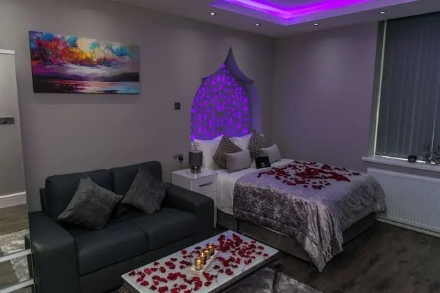 Deluxe Apart Daire, Banyolu/Duşlu (First Floor Back Flat)