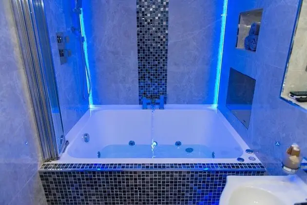 Executive Süit, Banyolu/Duşlu (Ground Floor Flat)