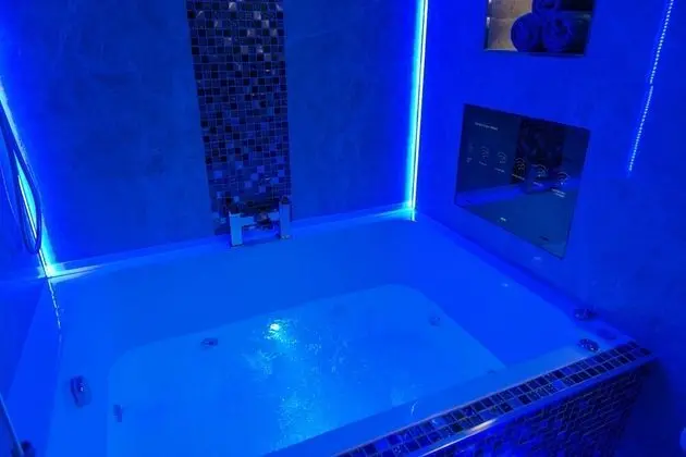 Executive Süit, Banyolu/Duşlu (Ground Floor Flat)