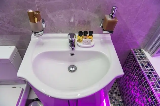 Superior Apart Daire, Banyolu/Duşlu