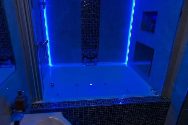 Superior Apart Daire, Banyolu/Duşlu