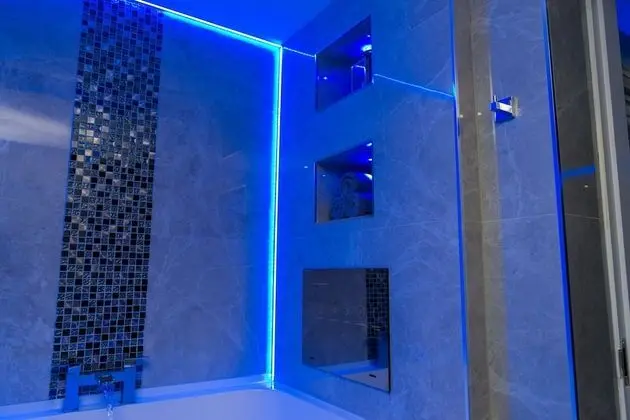 Superior Apart Daire, Banyolu/Duşlu