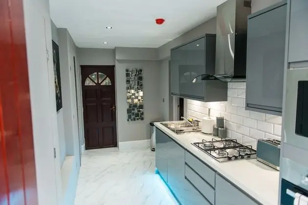 Superior Apart Daire, Banyolu/Duşlu