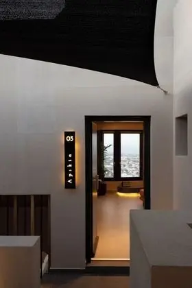 Elite Suite with Outdoor Heated Hot Tub and Sea View