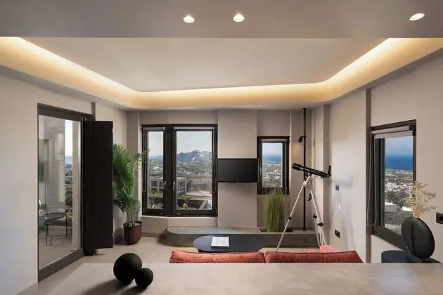 Elite Suite with Outdoor Heated Hot Tub and Sea View
