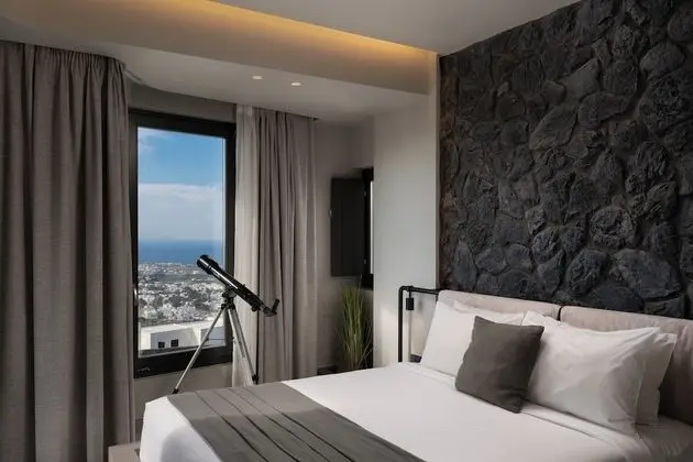 Honeymoon Suite with Private Outdoor Pool and Sea View