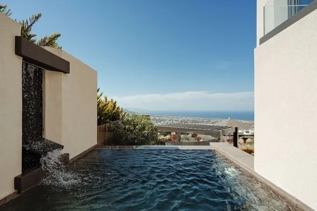 Honeymoon Suite with Private Outdoor Pool and Sea View