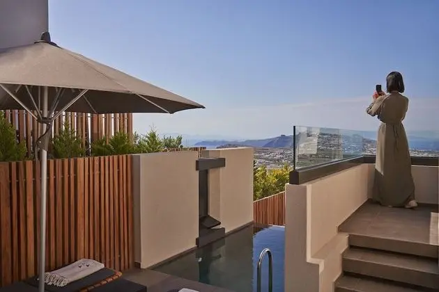 Honeymoon Suite with Private Outdoor Pool and Sea View