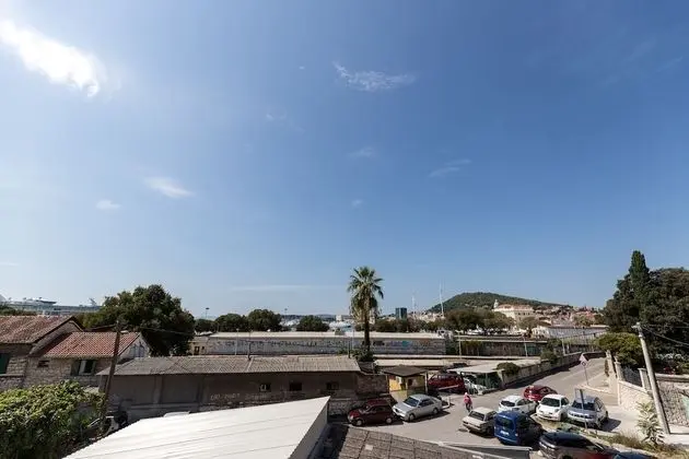 Deluxe Tek Büyük veya İki Ayrı Yataklı Oda, Balkon