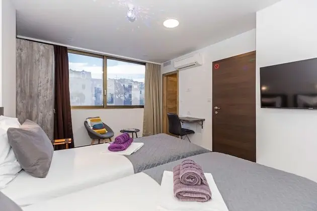 Deluxe Tek Büyük veya İki Ayrı Yataklı Oda, Şehir Manzaralı