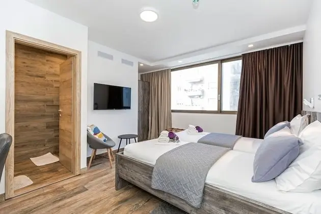 Deluxe Tek Büyük veya İki Ayrı Yataklı Oda, Şehir Manzaralı