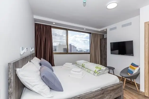 Deluxe Tek Büyük veya İki Ayrı Yataklı Oda, Şehir Manzaralı