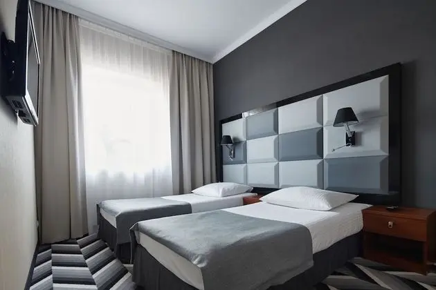 Comfort Tek Büyük veya İki Ayrı Yataklı Oda