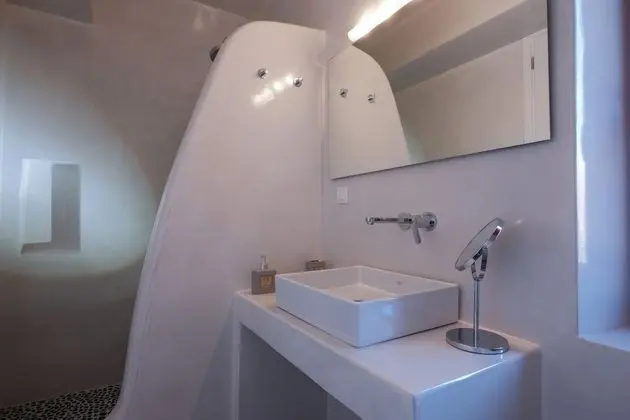 Deluxe Suite One Bedroom Sea View with Plunge Pool