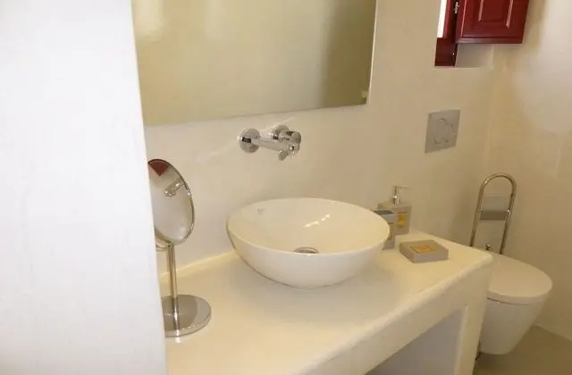 Suite Two Bedrooms Semi Basement with Private Patio