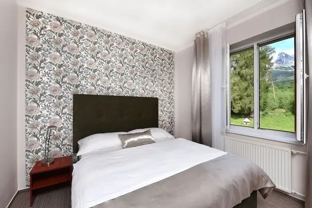 Classic Tek Büyük Yataklı Oda