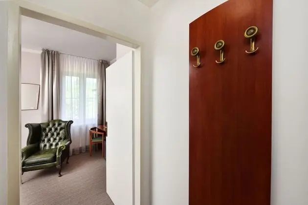 Classic Tek Büyük Yataklı Oda