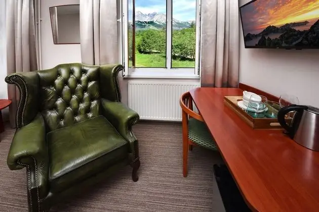 Classic Tek Büyük Yataklı Oda