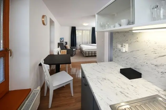 Family Stüdyo, Küçük Mutfak