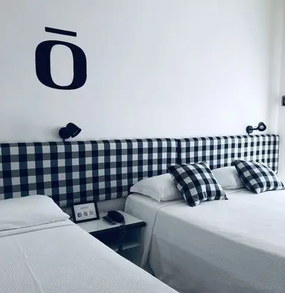 Üç Kişilik Oda