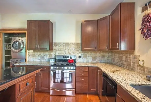Ev (Apodaca - Spacious East Side Home wit)