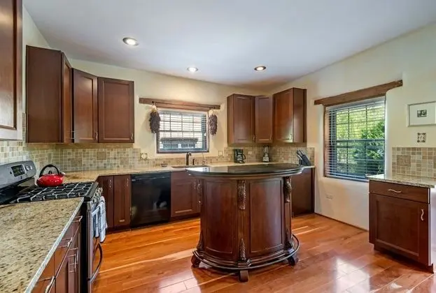 Ev (Apodaca - Spacious East Side Home wit)