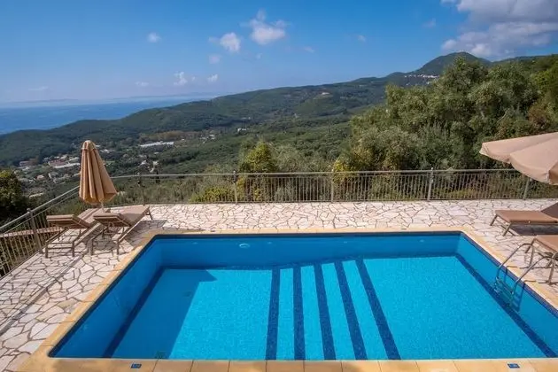 Superior Villa, 2 Yatak Odası, Kişiye Özel Havuzlu, Deniz Manzaralı