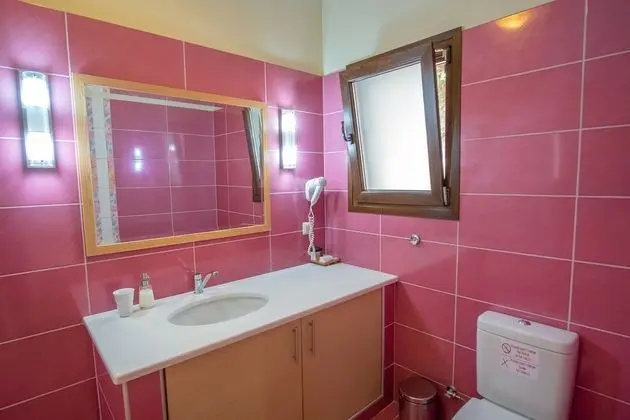 Superior Villa, 2 Yatak Odası, Kişiye Özel Havuzlu, Deniz Manzaralı