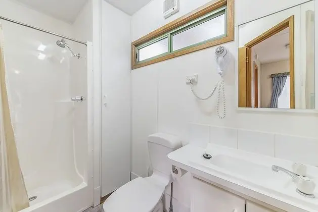 Deluxe Kulübe, 2 Yatak Odası, Mutfak (linen and towels only on queen bed)