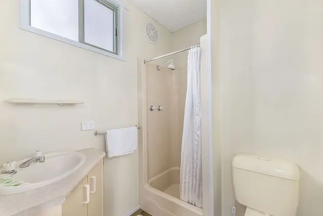 Standard Kulübe (Bring your own linen and blankets)
