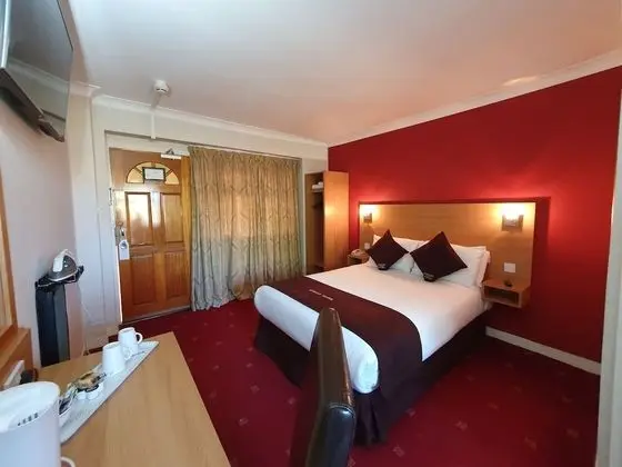 Standard Tek Büyük Yataklı Oda