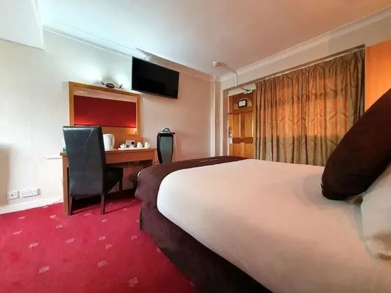 Standard Tek Büyük Yataklı Oda