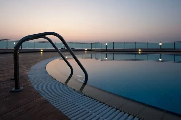 Deluxe Oda, Havuz Kullanımı, Deniz Manzaralı