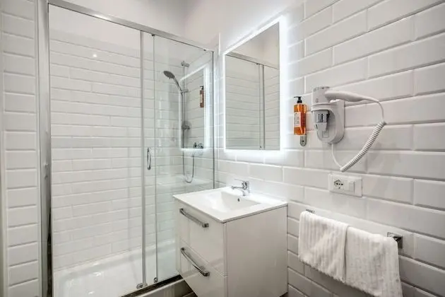 Deluxe Tek Büyük Yataklı Oda, Jakuzi