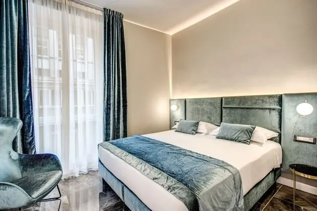 Standard Tek Büyük Yataklı Oda