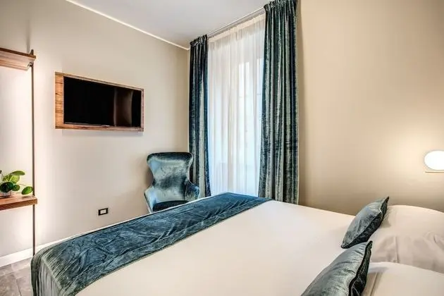 Standard Tek Büyük Yataklı Oda