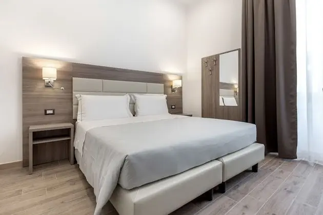 Superior Tek Büyük veya İki Ayrı Yataklı Oda