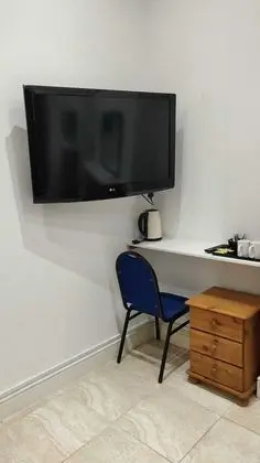 Basic Tek Büyük Yataklı Oda
