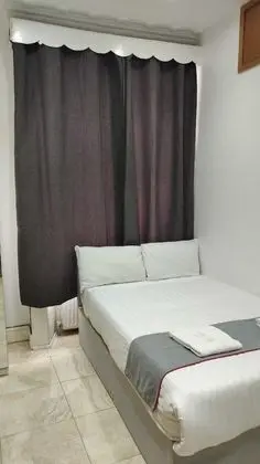 Basic Tek Büyük Yataklı Oda