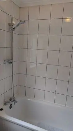 Basic Tek Büyük Yataklı Oda