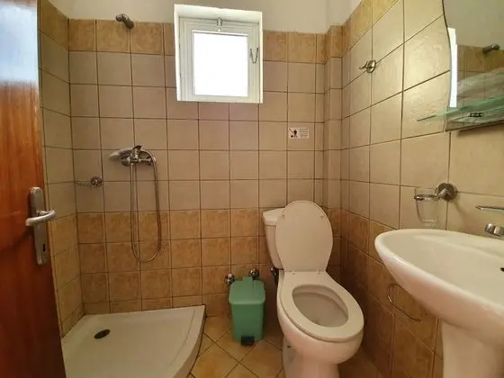 Basic Üç Kişilik Oda