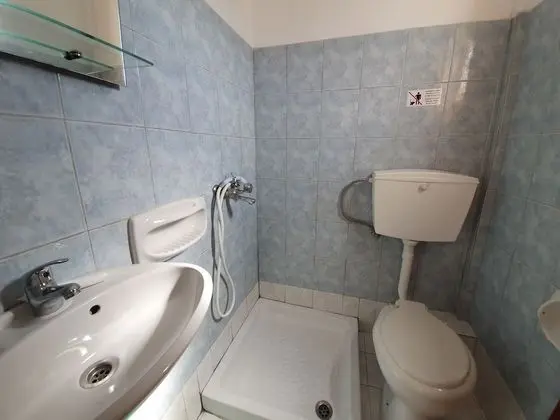 Economy Üç Kişilik Oda