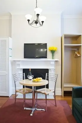 Family Oda (Edwardian House)