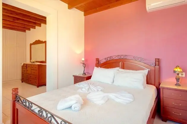 Villa, 3 Yatak Odası, Kişiye Özel Havuzlu, Deniz Manzaralı