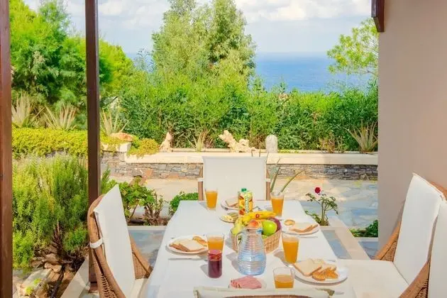 Villa, 3 Yatak Odası, Kişiye Özel Havuzlu, Deniz Manzaralı