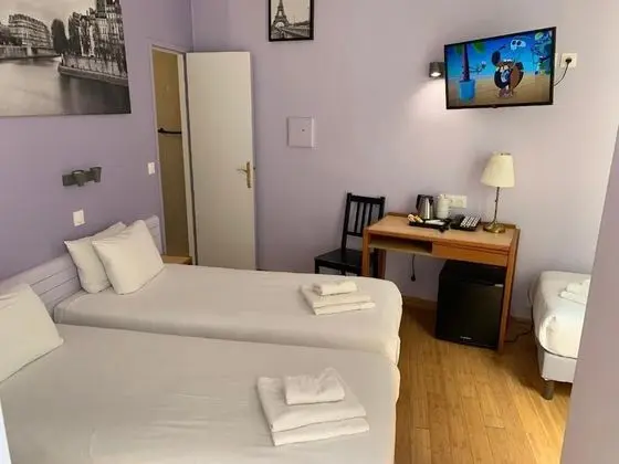 Üç Kişilik Oda
