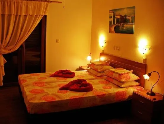Stüdyo (for 2)
