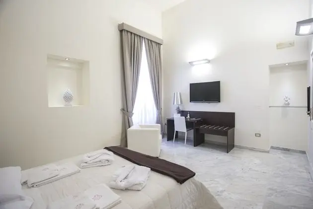 Apart Daire, 2 Yatak Odası, Küçük Mutfak