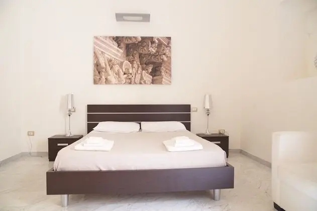 Apart Daire, 2 Yatak Odası, Küçük Mutfak