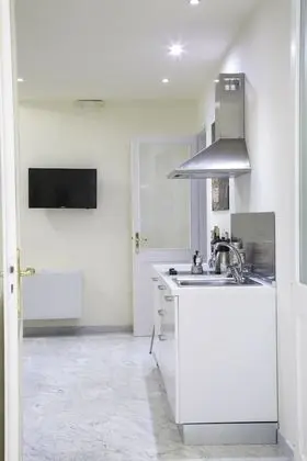 Apart Daire, 2 Yatak Odası, Küçük Mutfak
